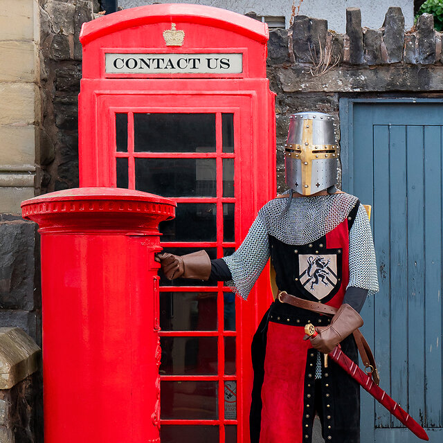 contact-us-knightsheromob